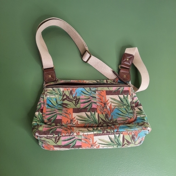 RELIC Palm Leaf Crossbody Messenger Bag - Picture 8 of 8